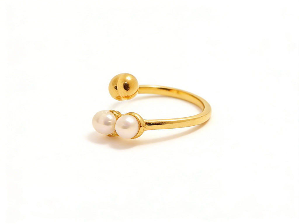 Alice Pearl Ring