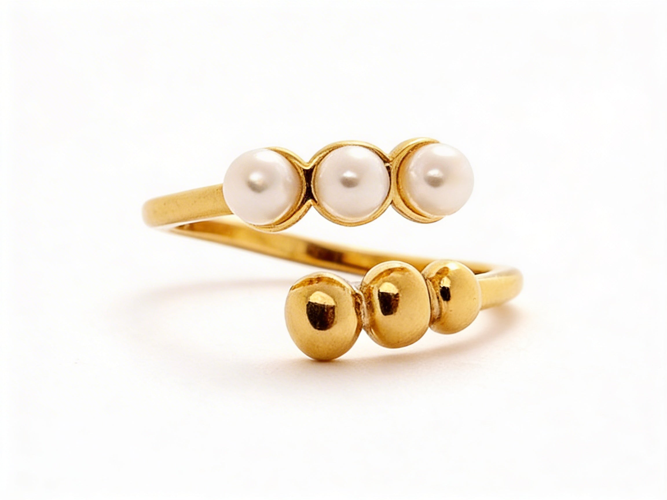 Alice Pearl Ring