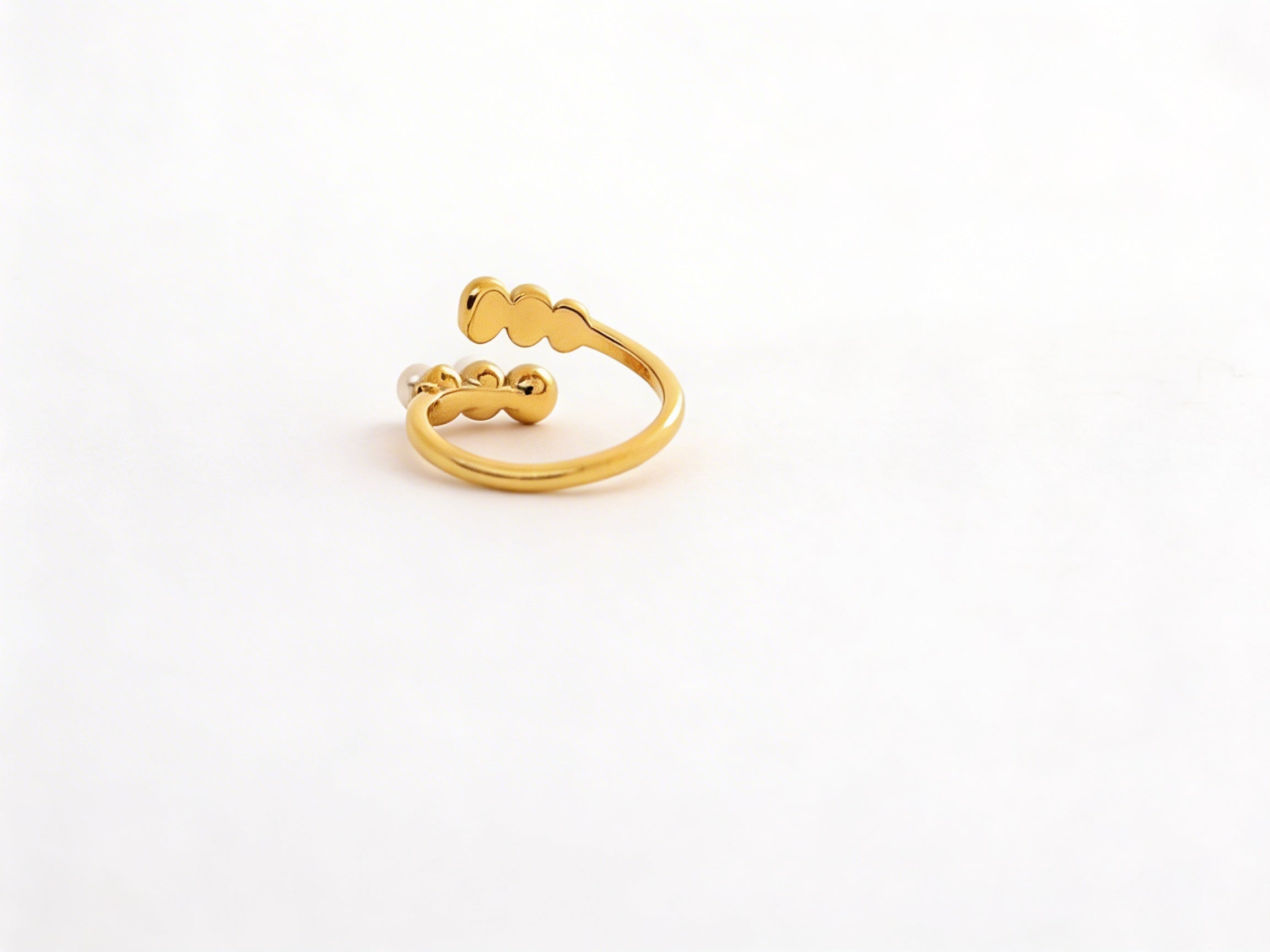 Alice Pearl Ring