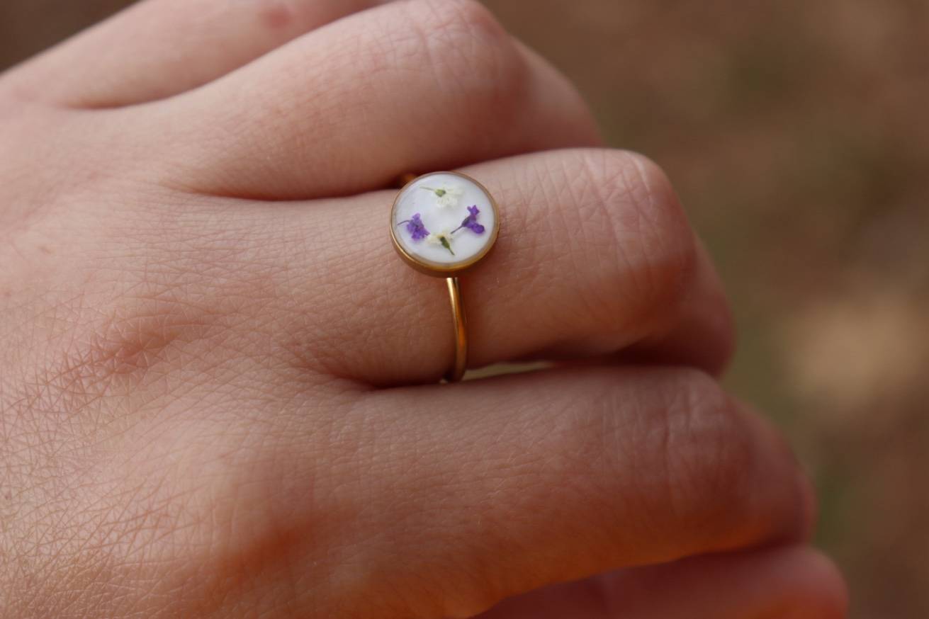 Cora Bloom — Wild Violet Ring