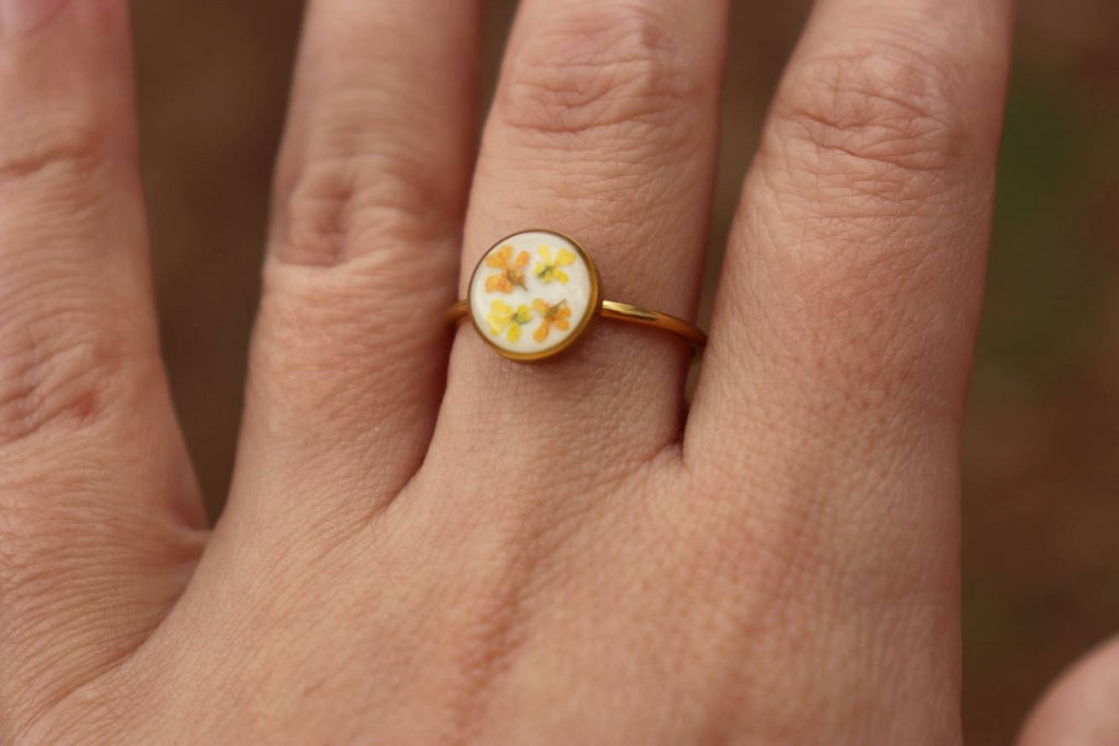 Cora Bloom — Buttercup Ring