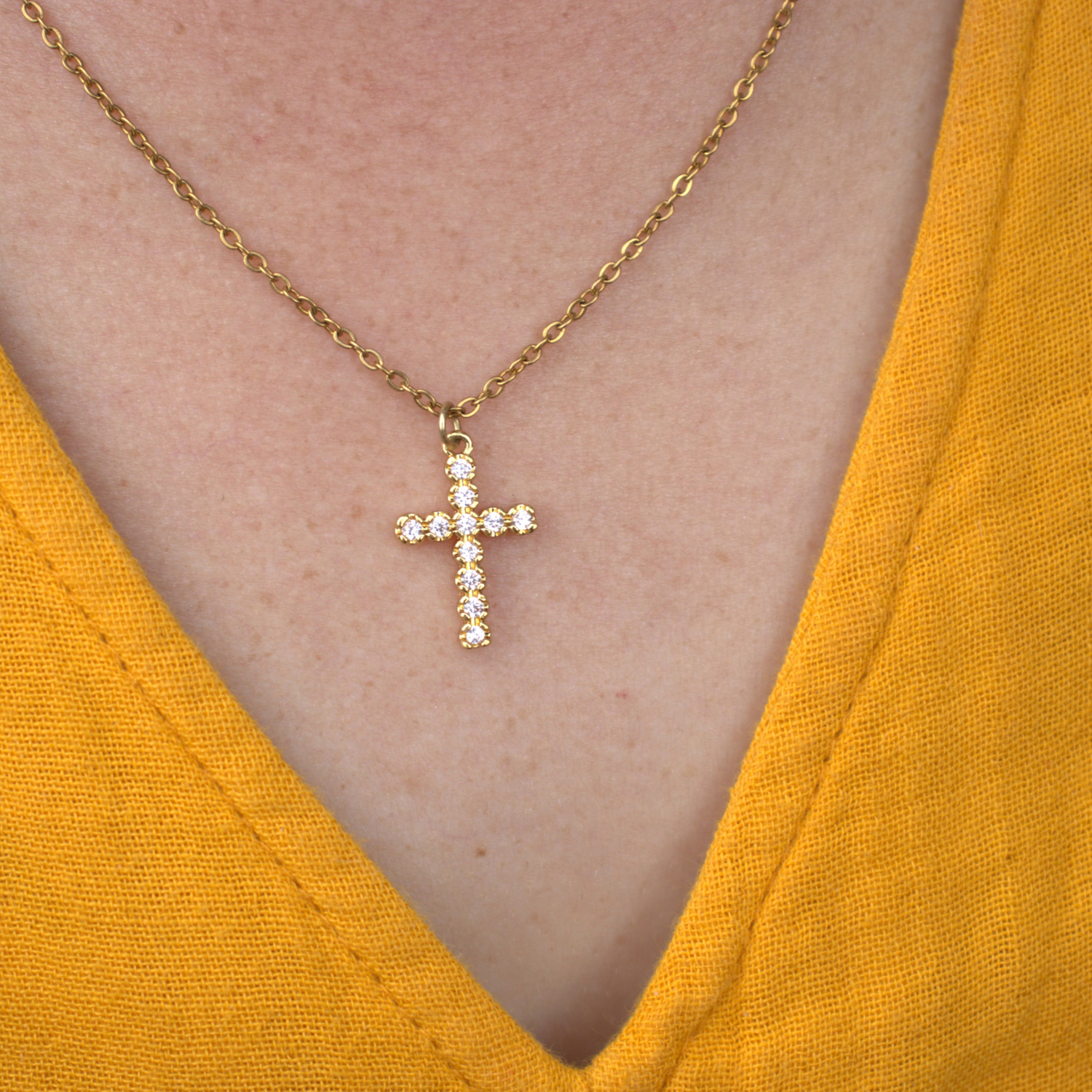 Phoebe Sparkling Cross Necklace