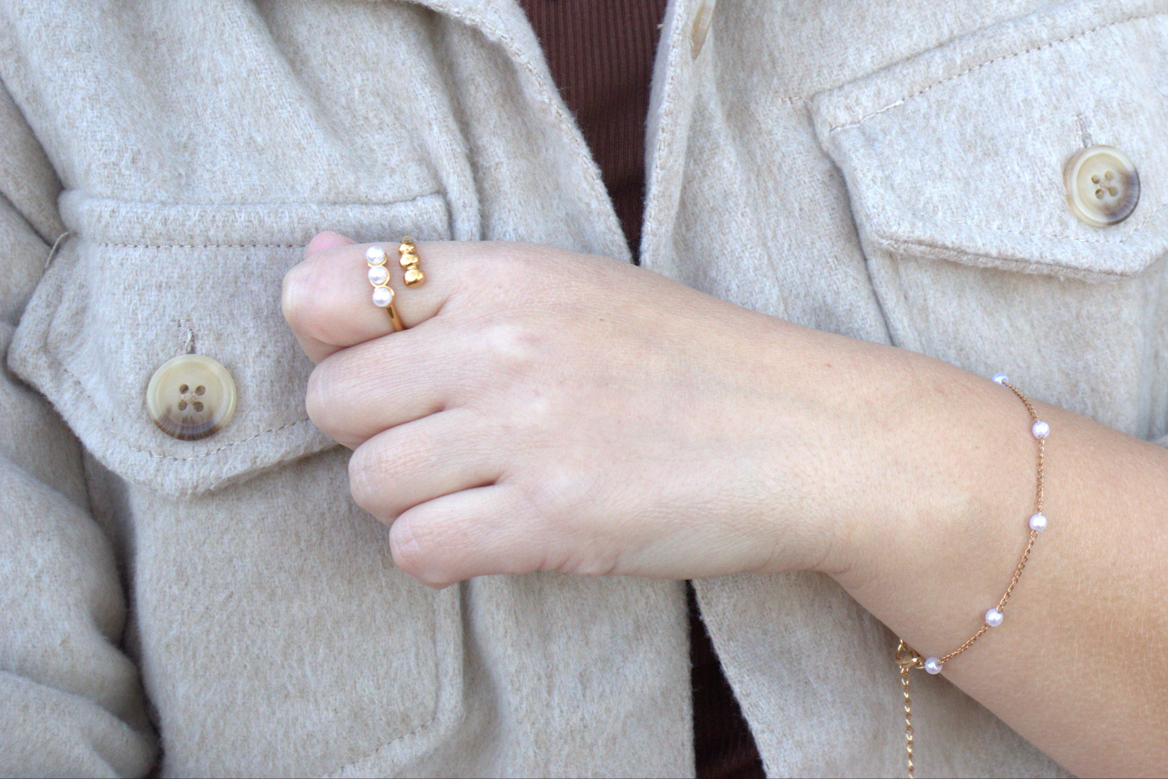 Alice Pearl Bracelet